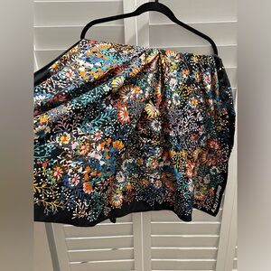 Bimba Y Lola Scarf 180 x 85 cms / Black and Floral